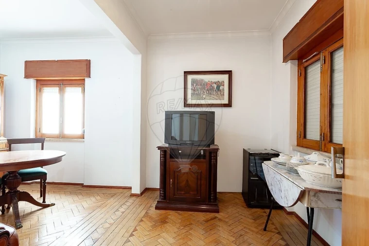 Apartamento T2 para Venda em Castanheira do Ribatejo e Cachoeiras Foto 4