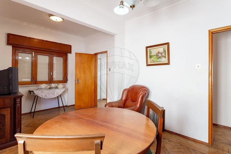 Apartamento T2 para Venda em Castanheira do Ribatejo e Cachoeiras Foto 7