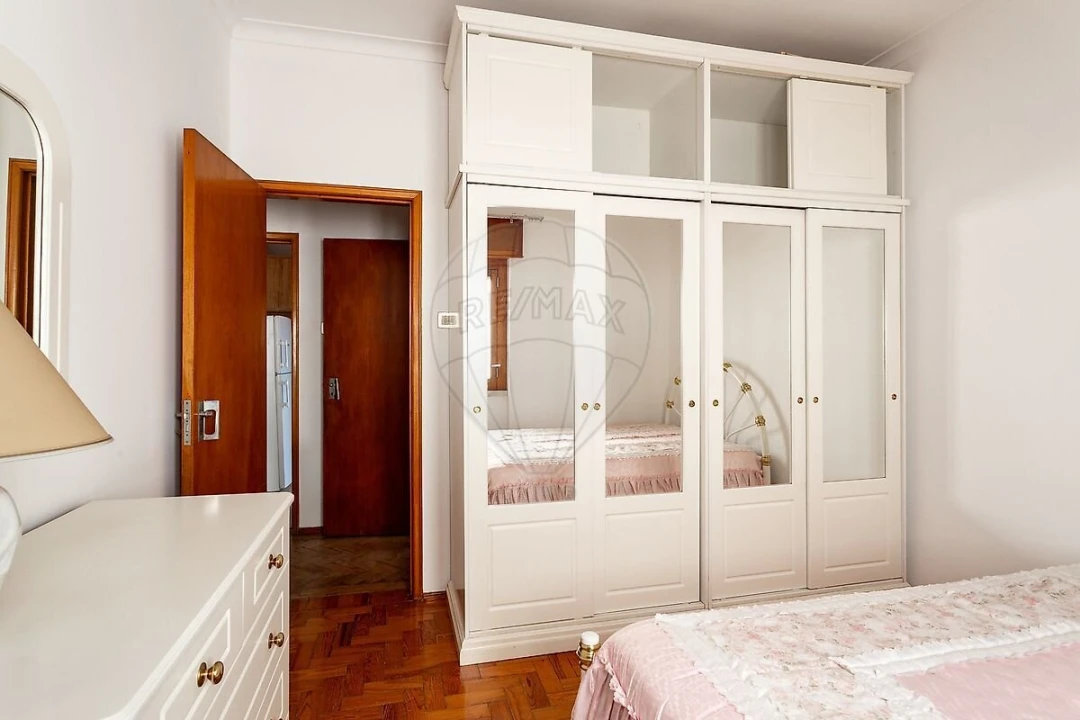 Apartamento T2 para Venda em Castanheira do Ribatejo e Cachoeiras Foto 15