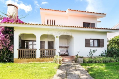 Moradia T5 para Venda em Costa da Caparica