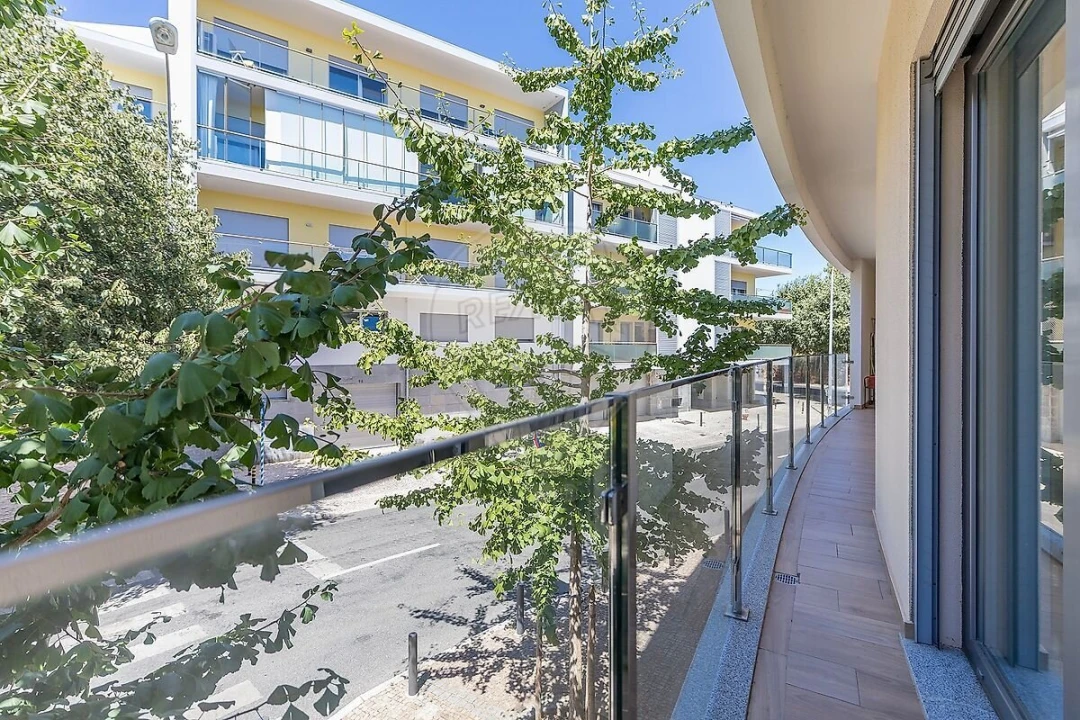 Apartamento T2 para Venda em Oeiras e São Julião da Barra, Paço de Arcos e Caxias Foto 24