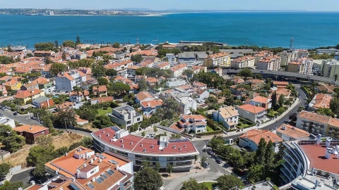 Apartamento T2 para Venda em Oeiras e São Julião da Barra, Paço de Arcos e Caxias