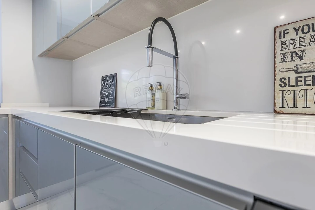 Apartamento T2 para Venda em Oeiras e São Julião da Barra, Paço de Arcos e Caxias Foto 16