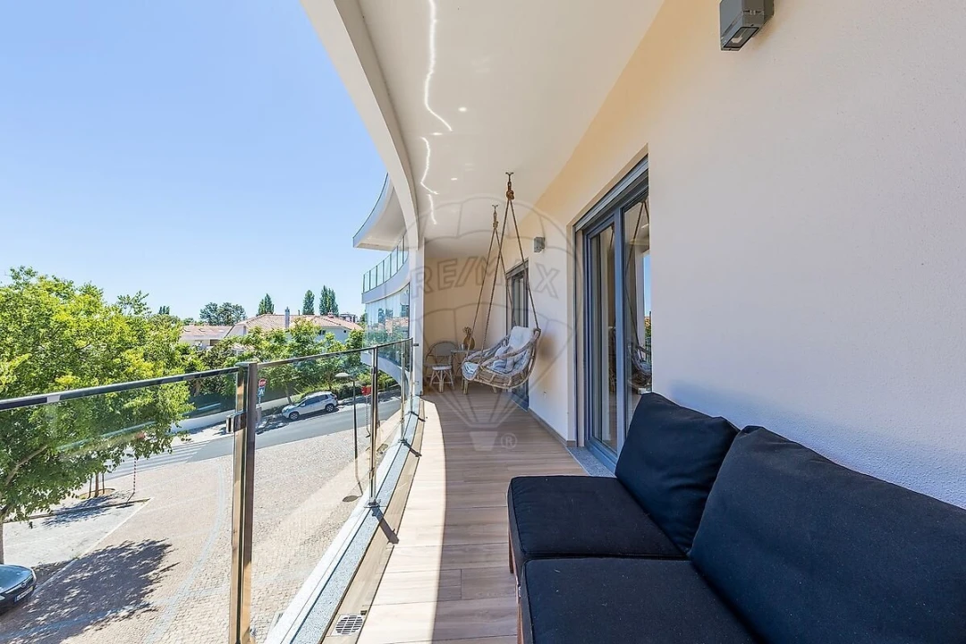 Apartamento T2 para Venda em Oeiras e São Julião da Barra, Paço de Arcos e Caxias Foto 3