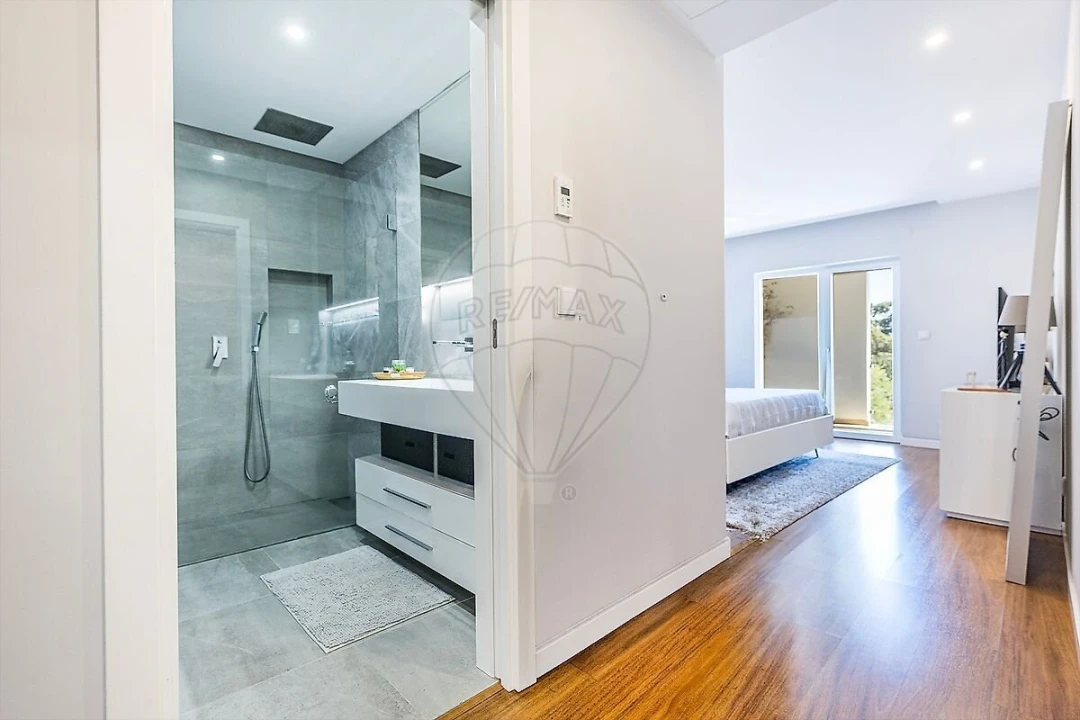 Apartamento T2 para Venda em Oeiras e São Julião da Barra, Paço de Arcos e Caxias Foto 33