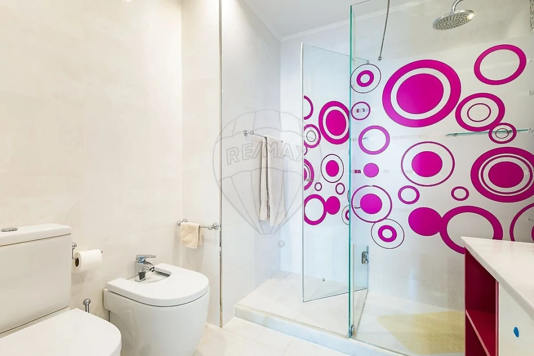 Apartamento T3 para Venda em Areeiro Foto 17
