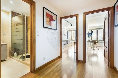 Apartamento T3 para Venda em Areeiro
