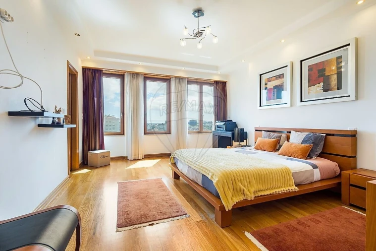 Apartamento T3 para Venda em Areeiro Foto 20