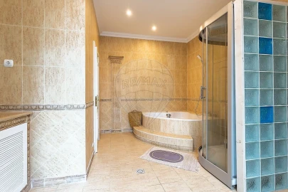 Moradia T7 para Venda em Alcabideche