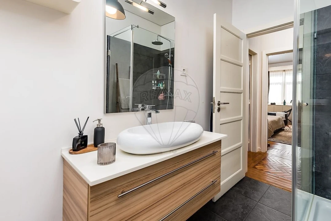 Apartamento T3 para Venda em Alvalade Foto 16