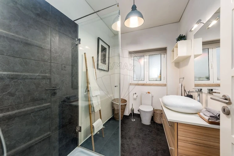 Apartamento T3 para Venda em Alvalade Foto 15