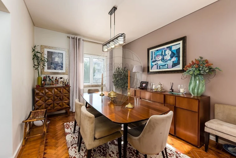 Apartamento T3 para Venda em Alvalade Foto 5