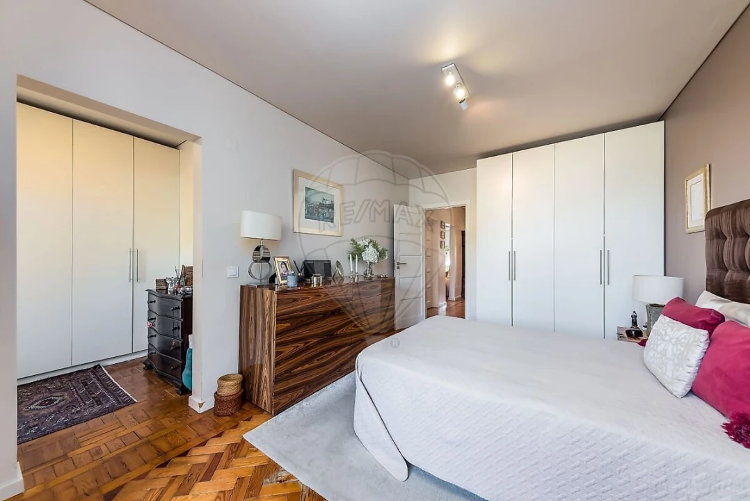 Apartamento T3 para Venda em Alvalade Foto 22