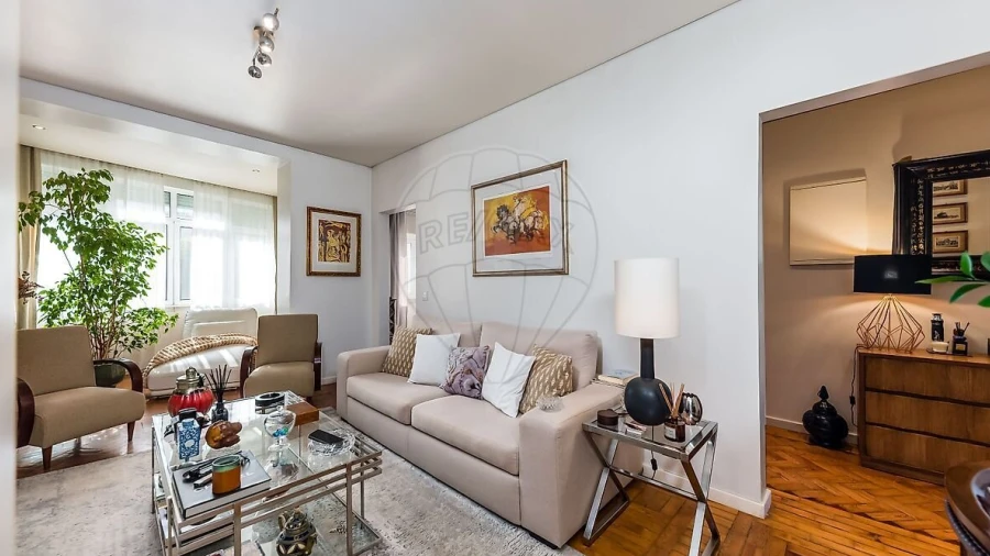 Apartamento T3 para Venda em Alvalade