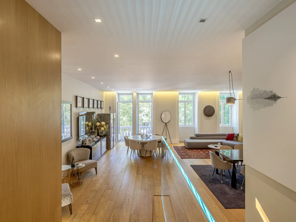Apartamento T6 para Venda em Santo António Foto 6