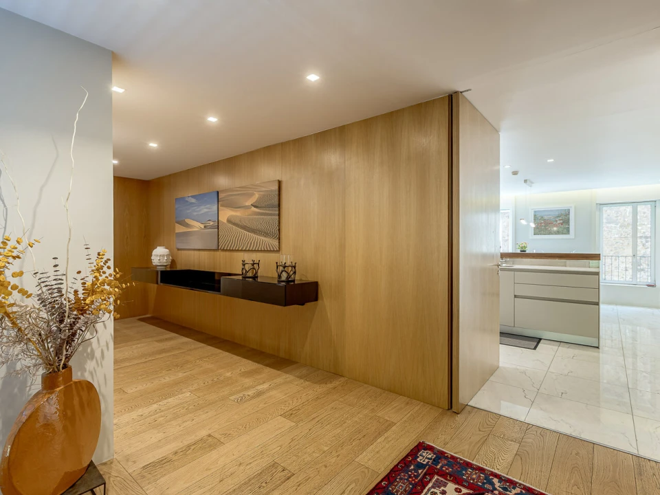 Apartamento T6 para Venda em Santo António Foto 9