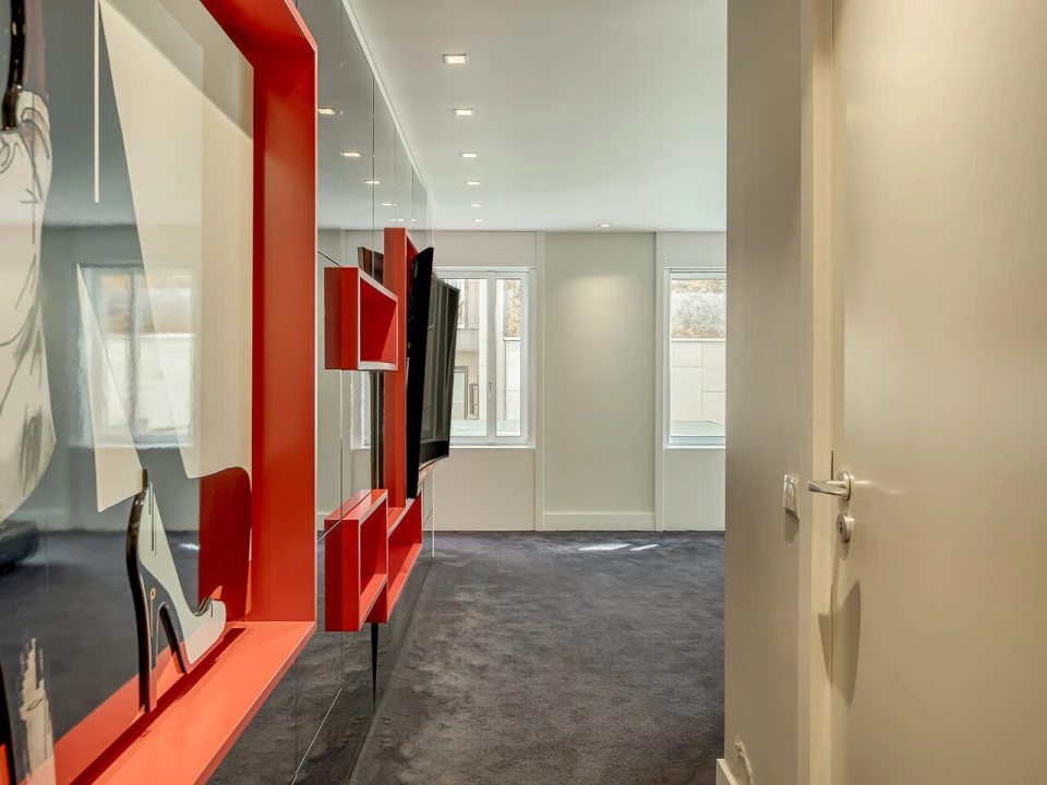 Apartamento T6 para Venda em Santo António Foto 13