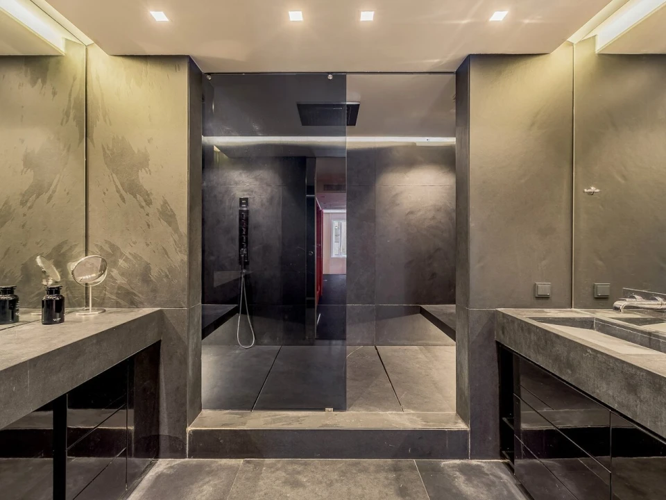 Apartamento T6 para Venda em Santo António Foto 37