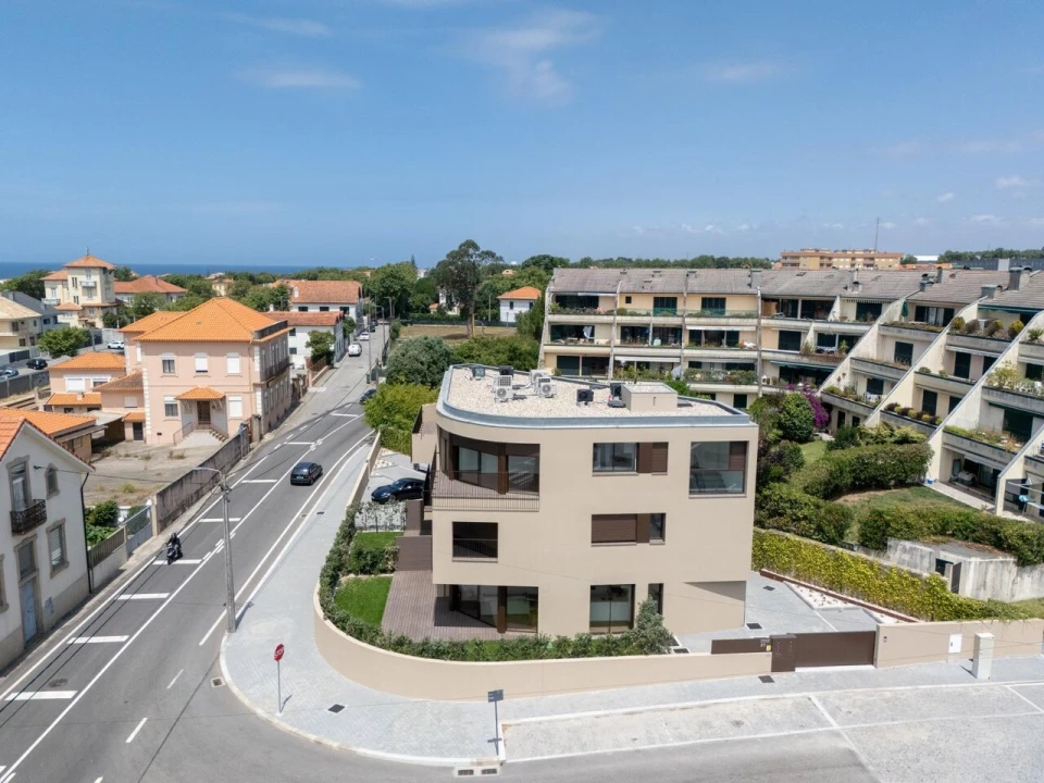 Apartamento T1 para Venda em Arcozelo Foto 13