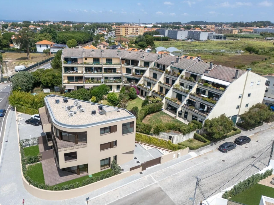 Apartamento T1 para Venda em Arcozelo Foto 14