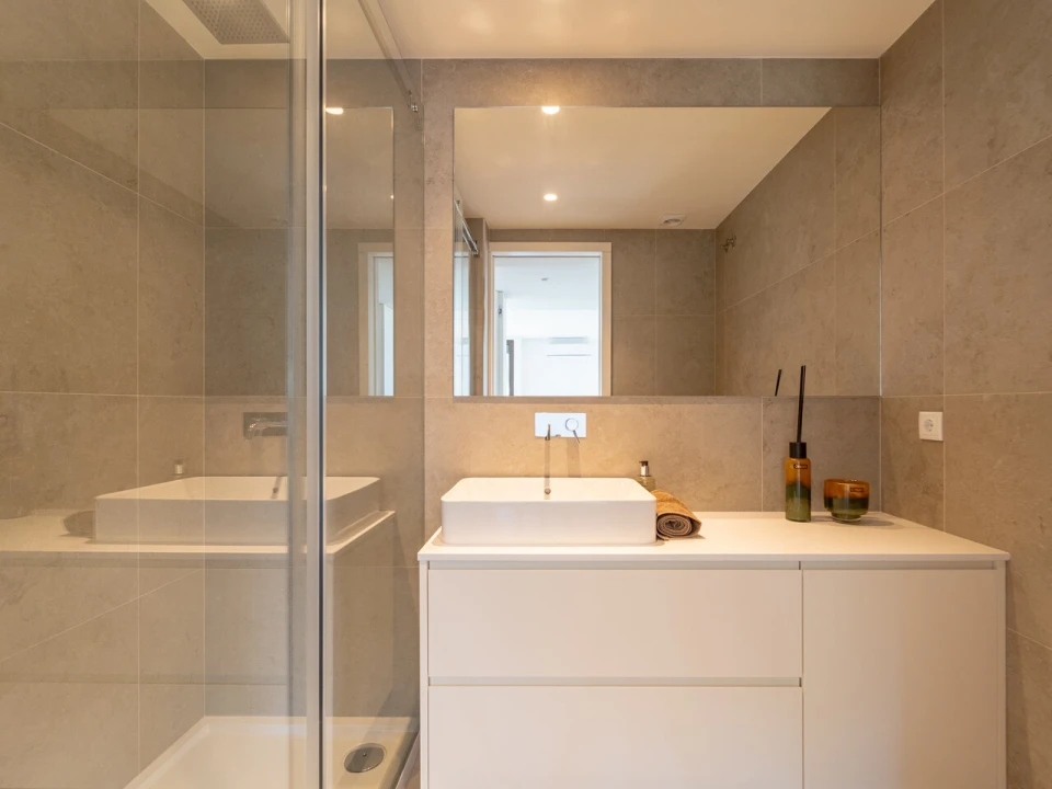 Apartamento T1 para Venda em Arcozelo Foto 22