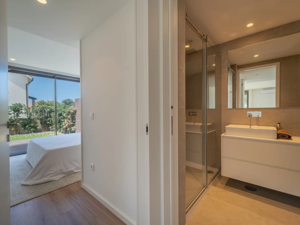 Apartamento T1 para Venda em Arcozelo Foto 23