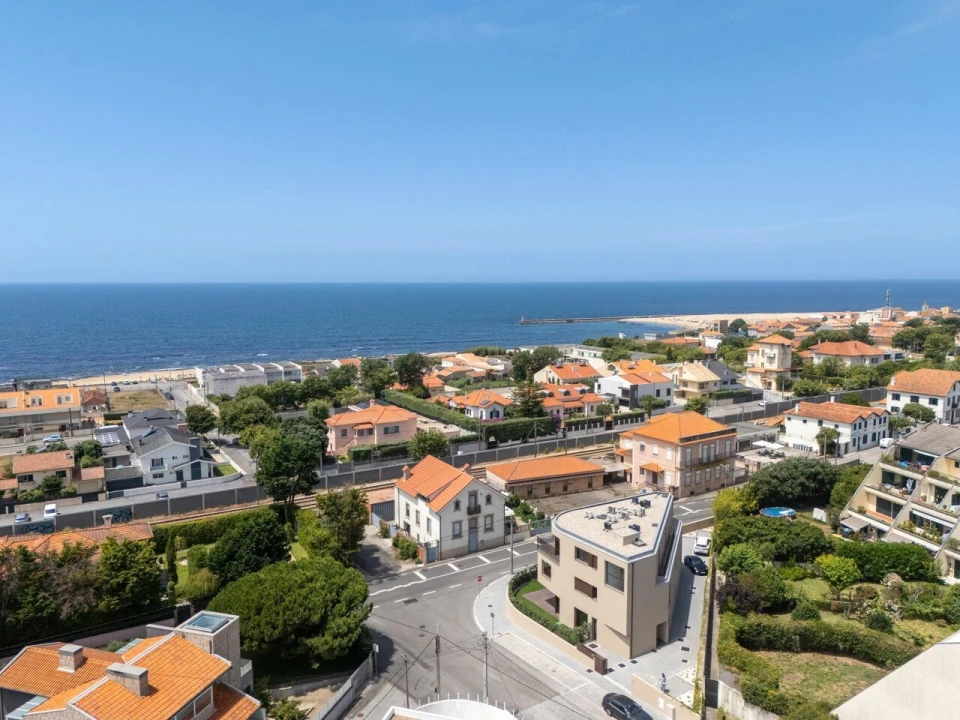 Apartamento T2 para Venda em Arcozelo Foto 27