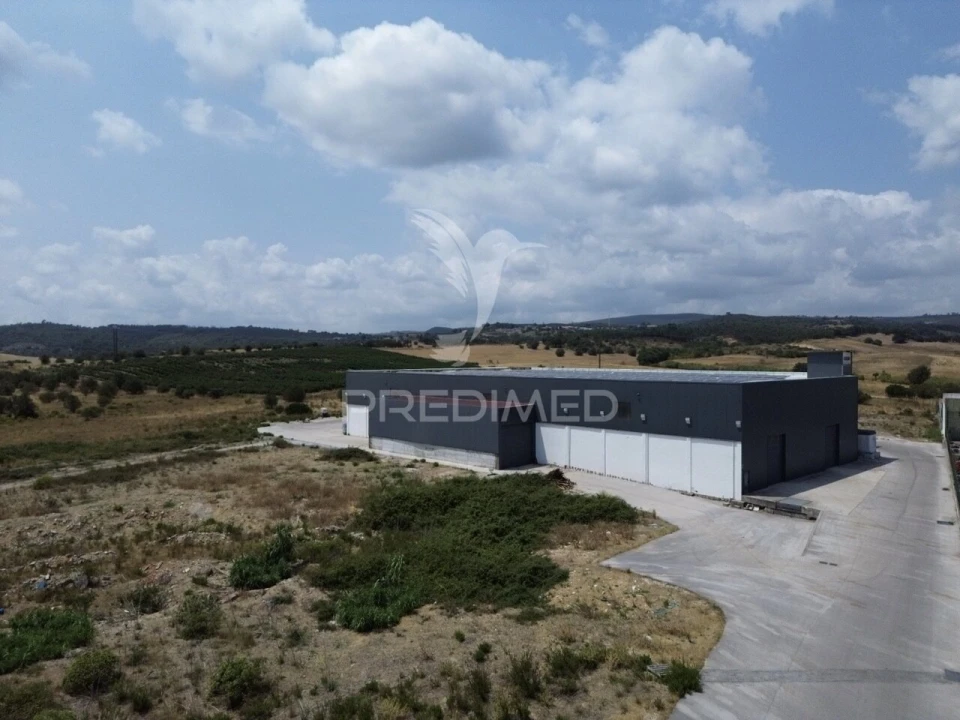 Armazém para Venda em Monsanto Foto 19