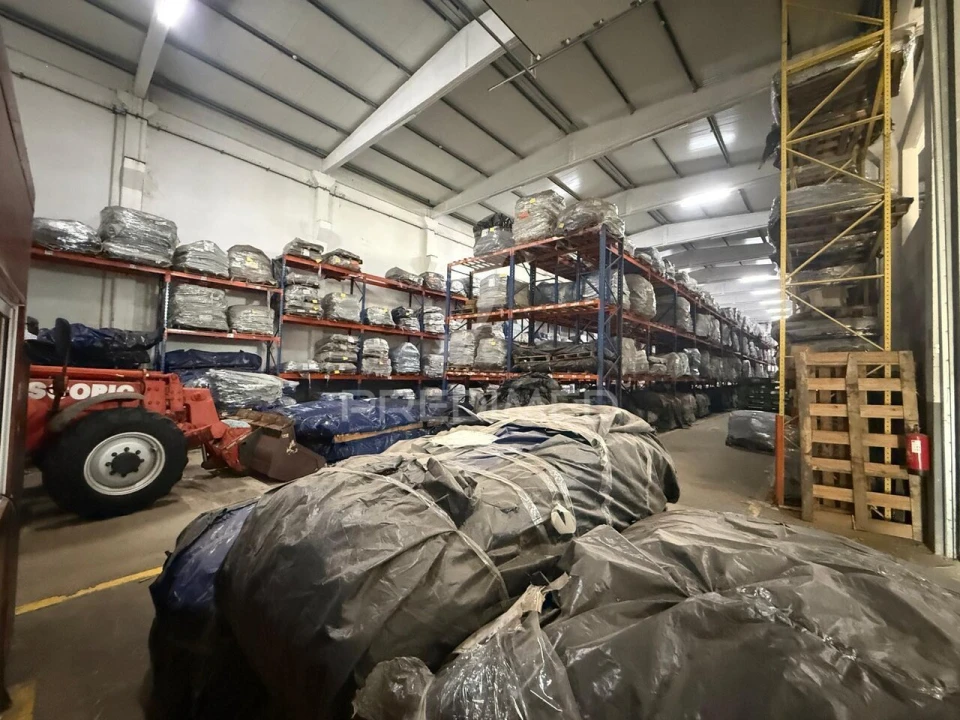 Armazém para Venda em Monsanto Foto 31