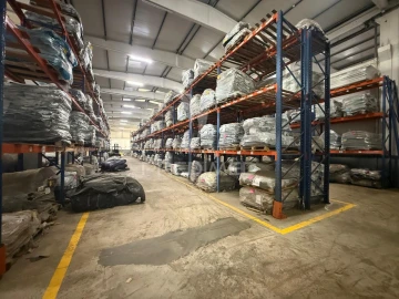Armazém para Venda em Monsanto