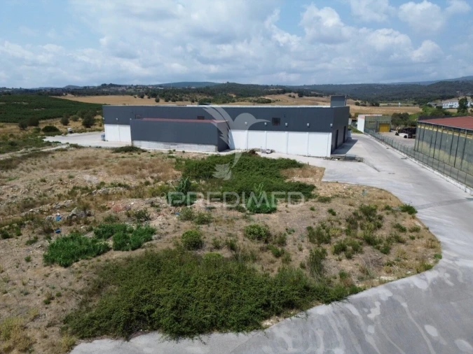 Armazém para Venda em Monsanto Foto 21
