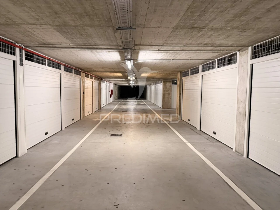 Apartamento T2 para Venda em Vila Nova de Famalicão e Calendário Foto 25