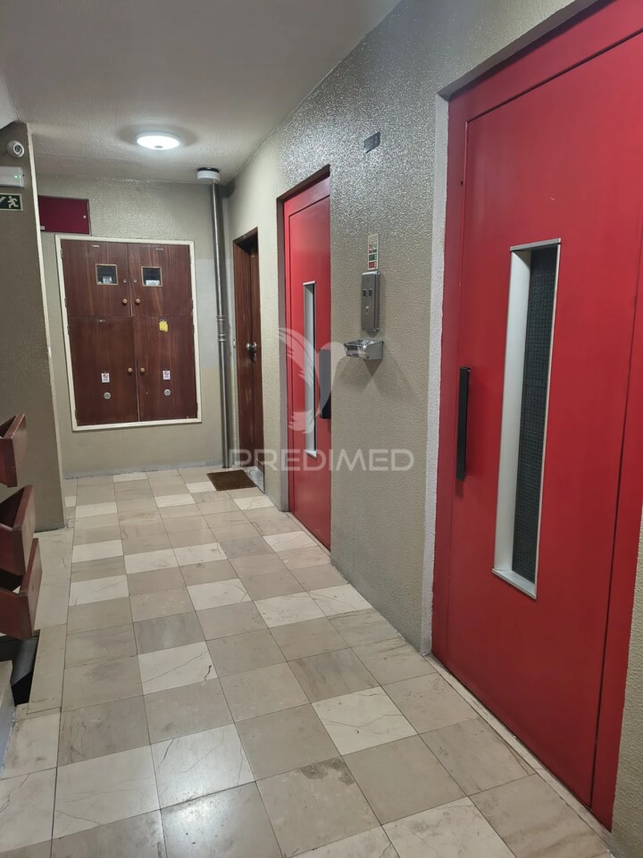 Apartamento T3 para Venda em Santo António dos Cavaleiros e Frielas Foto 23