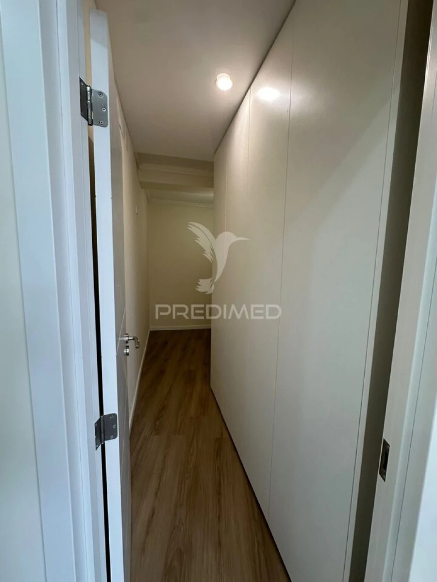 Apartamento T1 para Venda em Vila do Conde Foto 4
