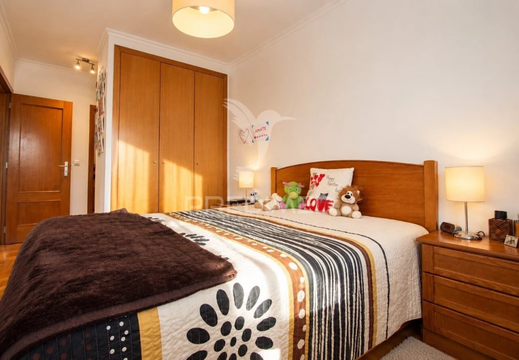 Apartamento T2 para Venda em Alfena Foto 9