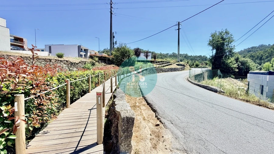Terreno para Venda em Priscos Foto 8