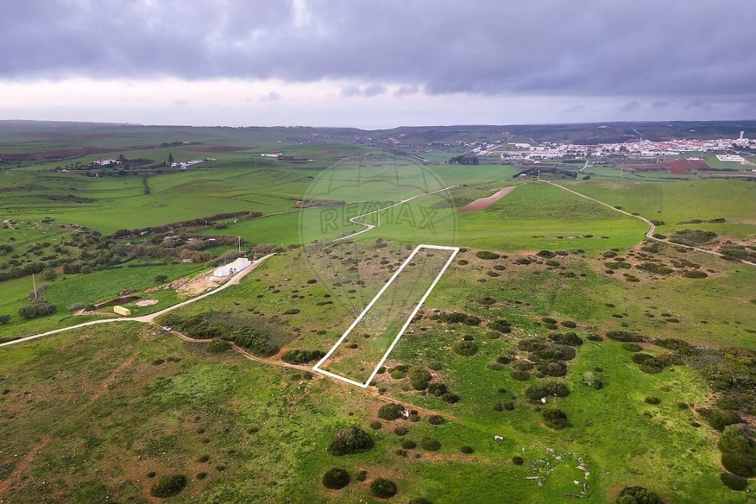 Terreno para Venda em Vila do Bispo e Raposeira Foto 2