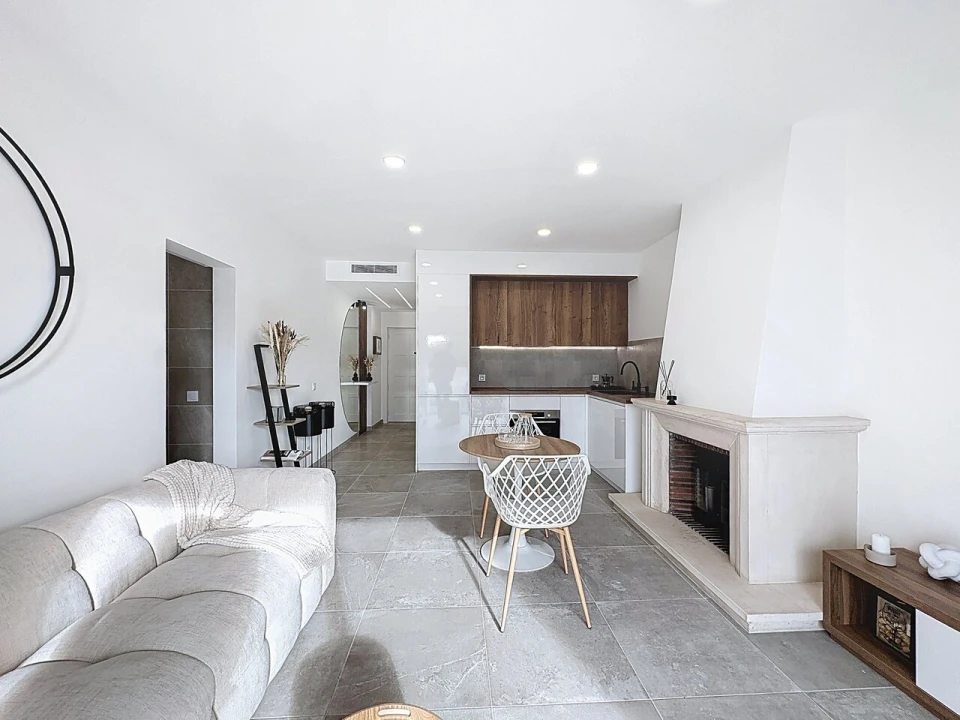 Apartamento T0 para Venda em Albufeira e Olhos de Água Foto 7
