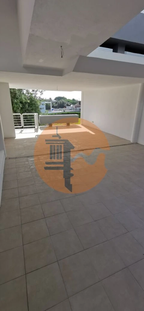 Moradia T2 para Venda em Lagoa e Carvoeiro