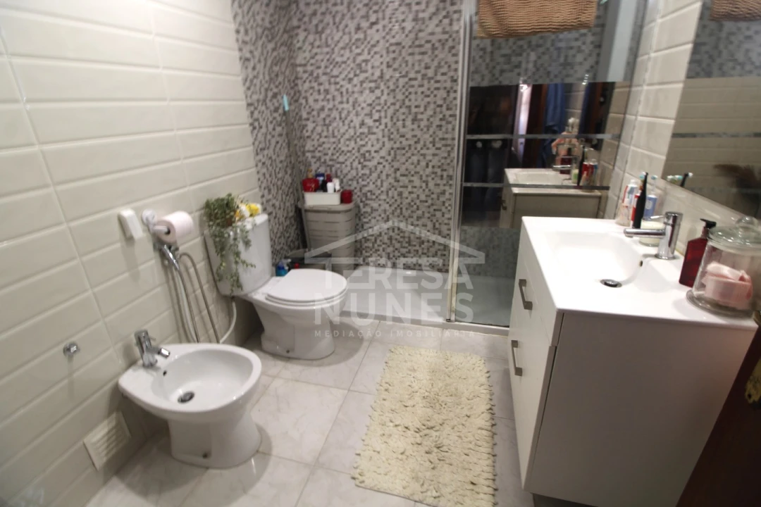 Apartamento T2 para Venda em Quinta do Conde Foto 7