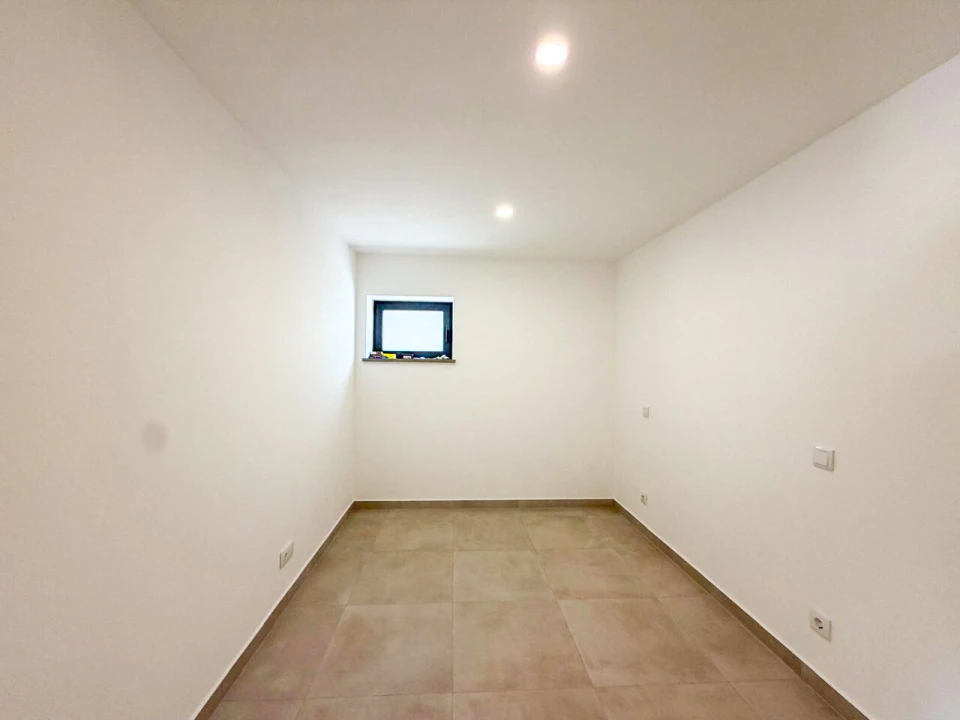 Moradia T4 para Venda em Lagos (São Sebastião e Santa Maria) Foto 35