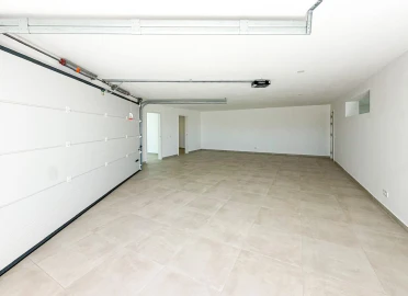 Moradia T4 para Venda em Lagos (São Sebastião e Santa Maria)
