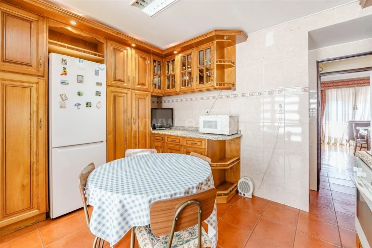 Apartamento T4 para Venda em Fundão, Valverde, Donas, A. Joanes, A. Nova Cabo Foto 3