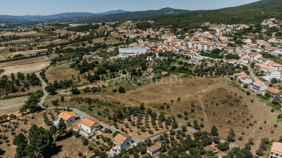 Terreno para Venda em Dominguizo Foto 17