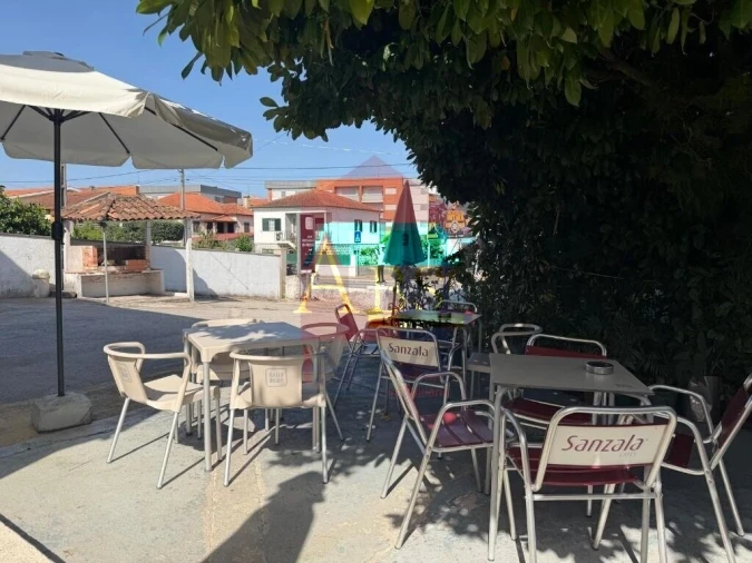 Loja para Trespasse em Vila Verde e Barbudo Foto 19