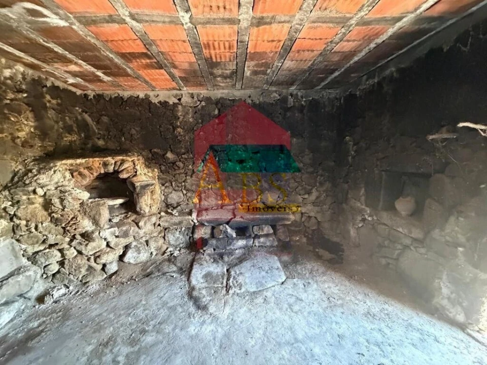 Moradia T2 para Venda em Ribeira do Neiva Foto 4