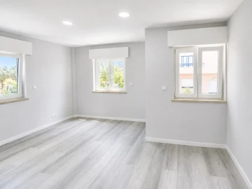 Apartamento T2 para Venda em Corroios