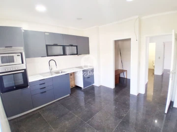 Apartamento T3 para Venda em Fânzeres e São Pedro da Cova