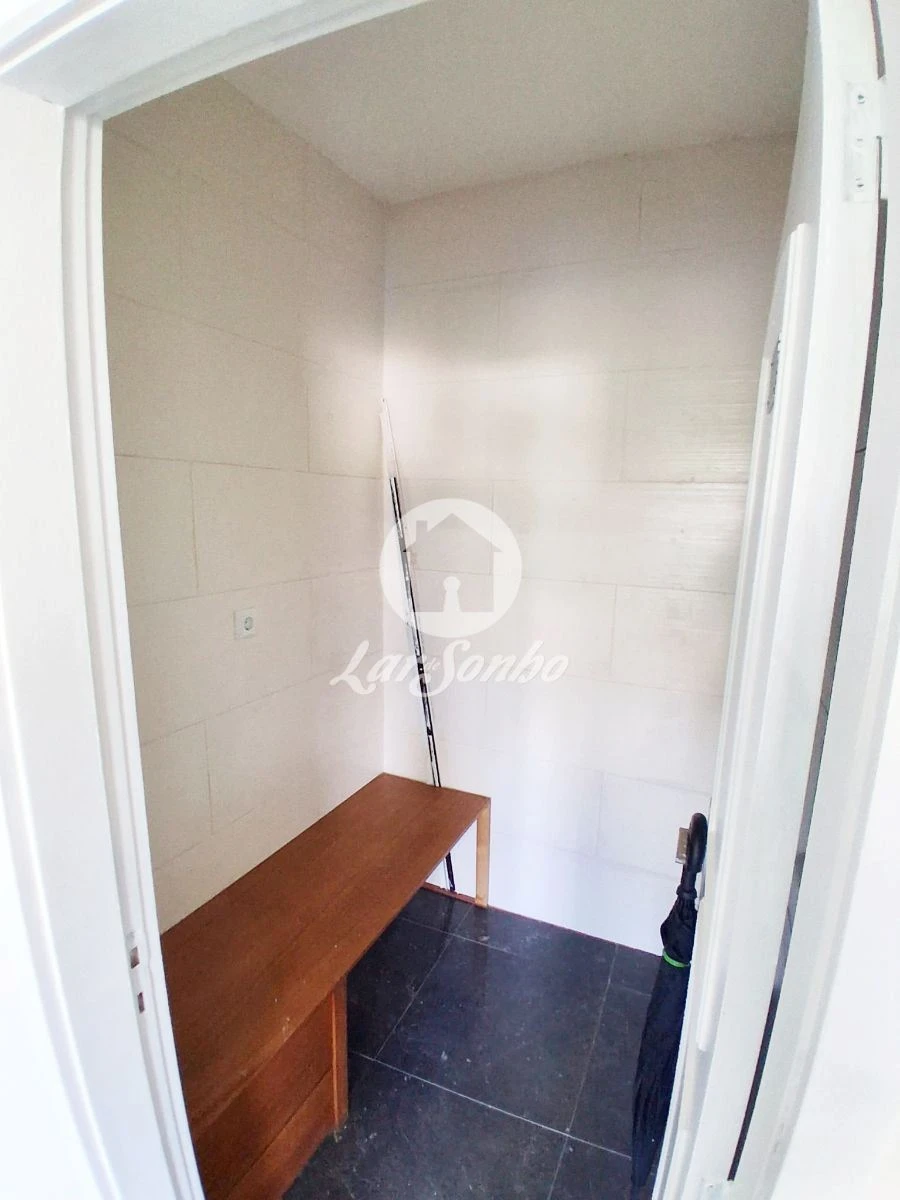 Apartamento T3 para Venda em Fânzeres e São Pedro da Cova Foto 6