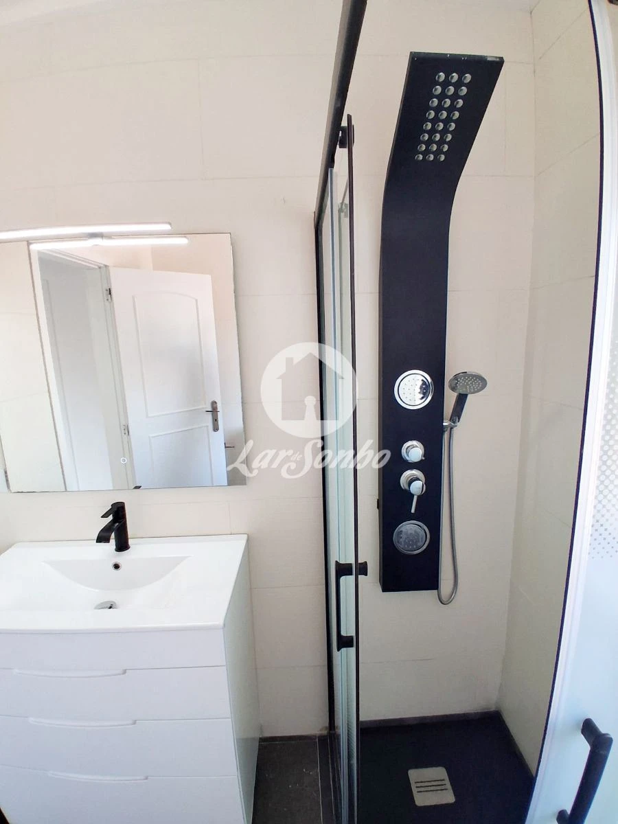 Apartamento T3 para Venda em Fânzeres e São Pedro da Cova Foto 16
